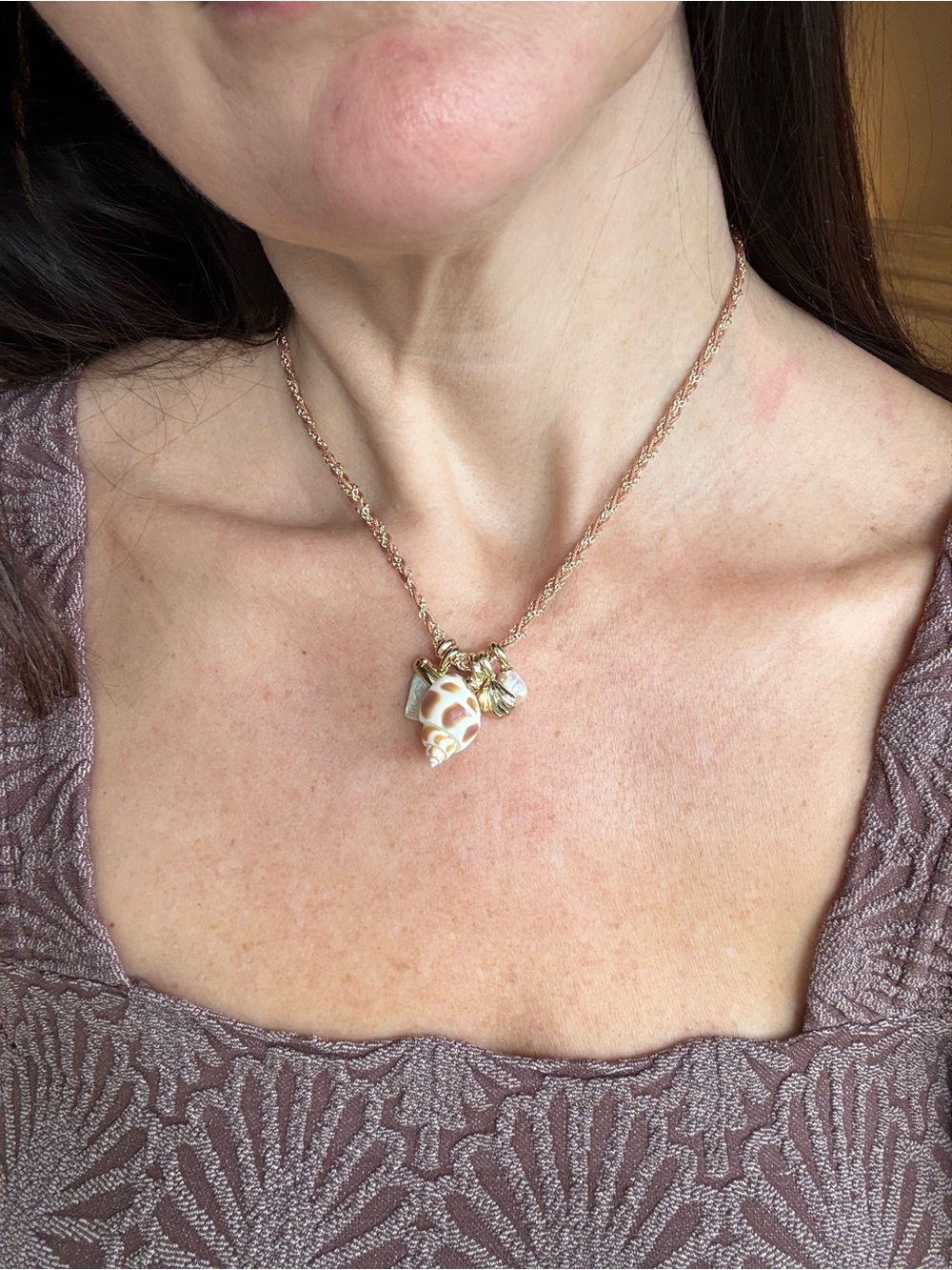 Kendra Scott Gold Shell Charms Necklace with Cream Accents